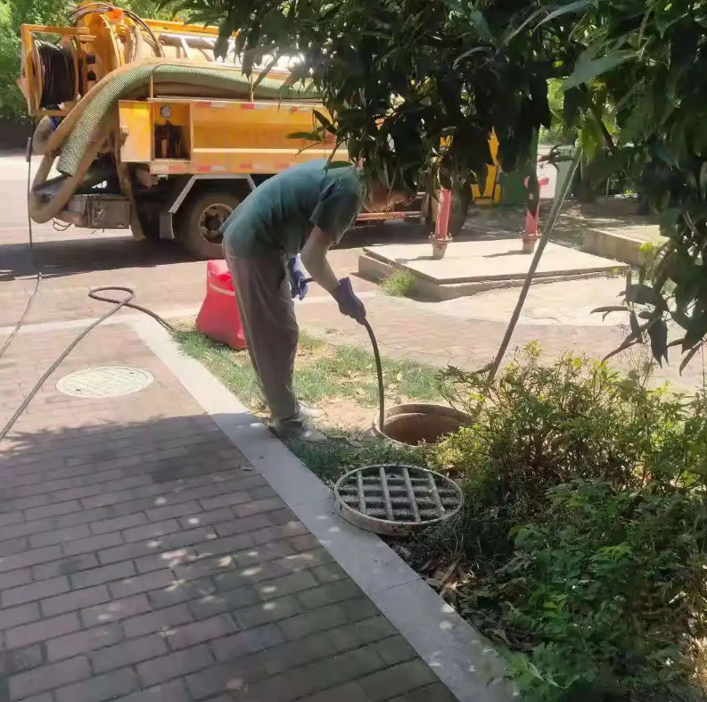 洮南市政排污管道清淤疏通——专业团队，让您全程省心！